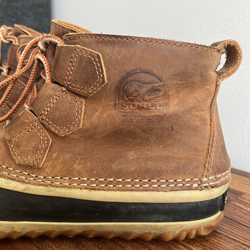 Sorel Brown & Black Out N About Plus Waterproof Leather / Rubber Duck Boots - Picture 4 of 11